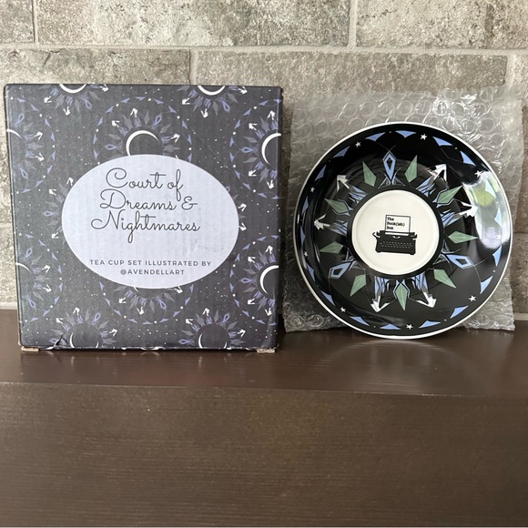 Court of Dreams & Nightmares Saucer Plate - Picture 5 of 8